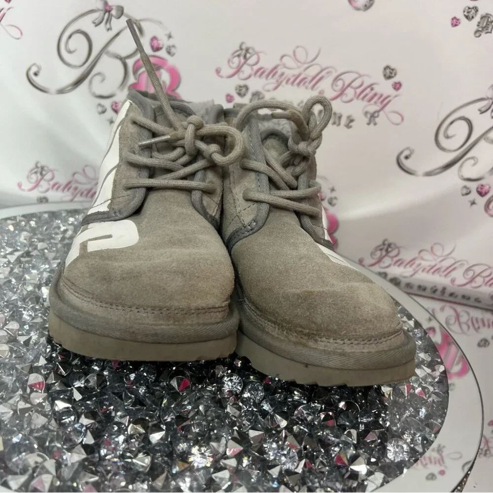 Ugg boots grey mini booties short style lace up laces ribbon 🎀 size 3 EUC gray